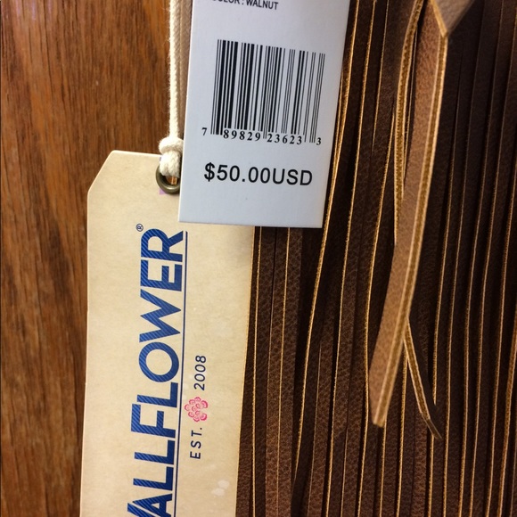 Wallflower Fringed Shoulderbag - Picture 3 of 5